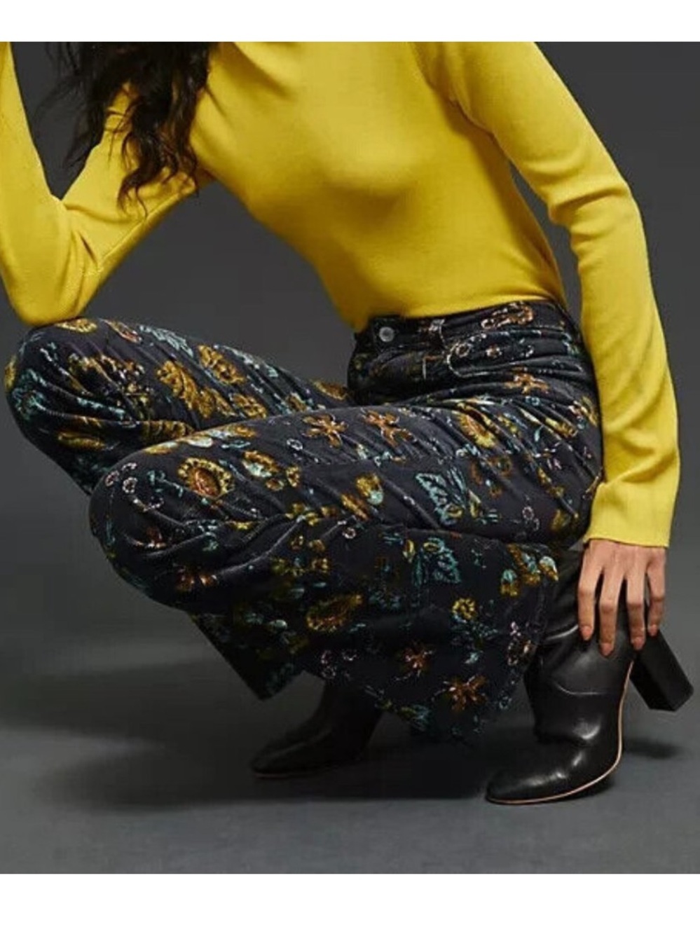 PILCRO ANTHROPOLOGIE The Icon Flare Low-Rise Corduroy Jeans Printed Floral 24 - Picture 5 of 16